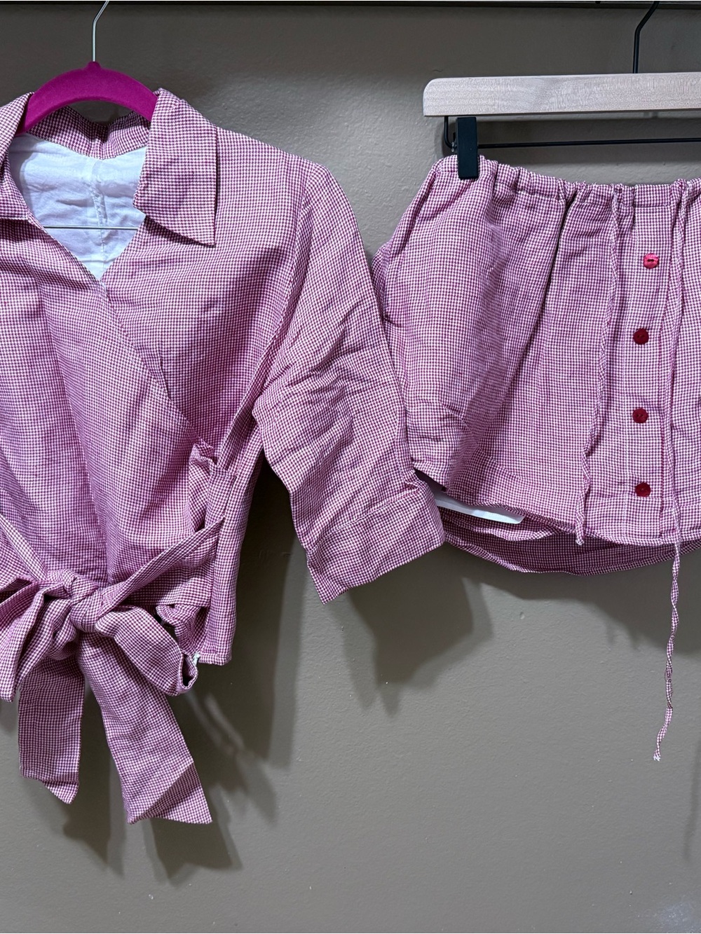 Chic Pink & Red Gingham Two-Piece Set - Tie Waist Wrap Top & Button Shorts